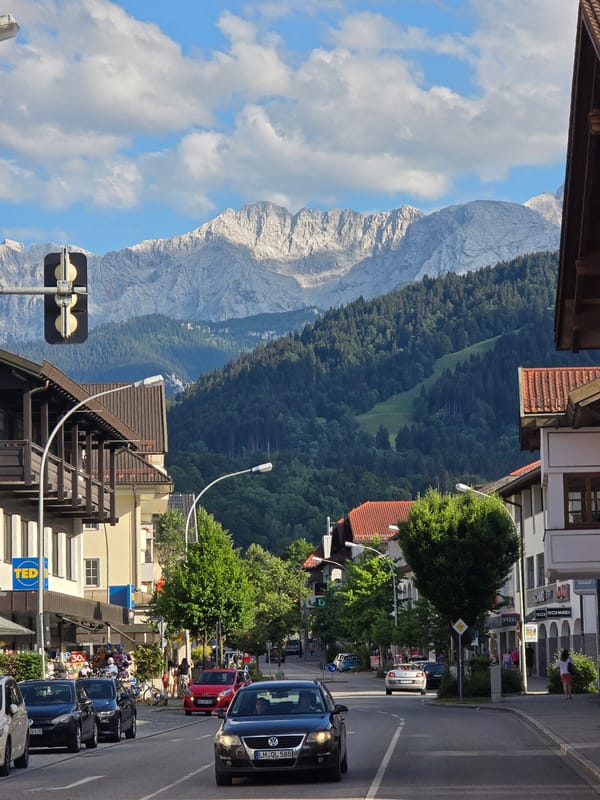 Garmisch-Partenkirchen: alpine town, river, and streets