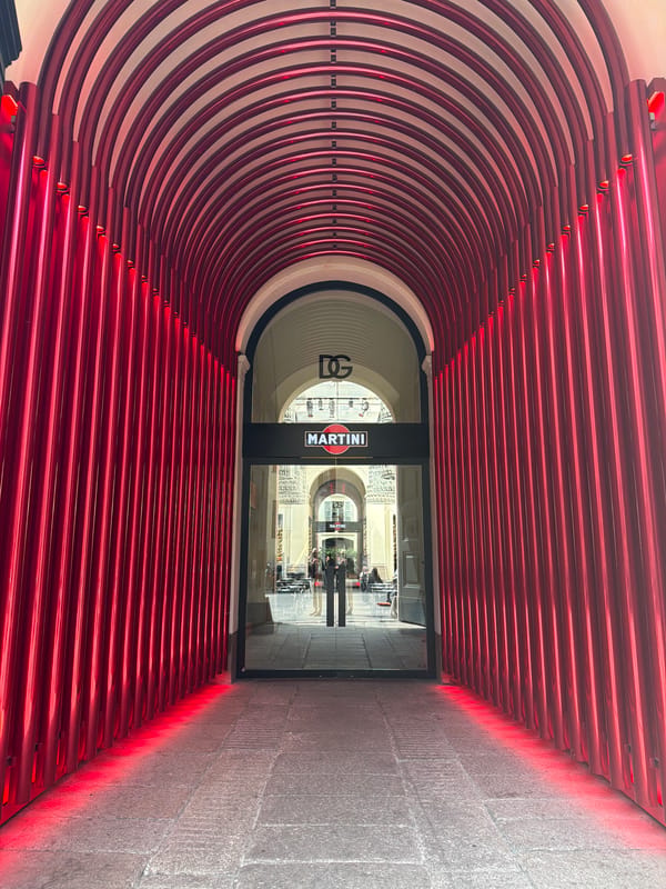 Milan architectural tour captures Martini store, ornate buildings