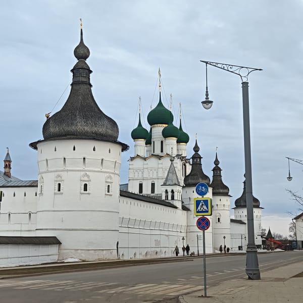 Historic Kremlin views and birthday celebration documented in Russia