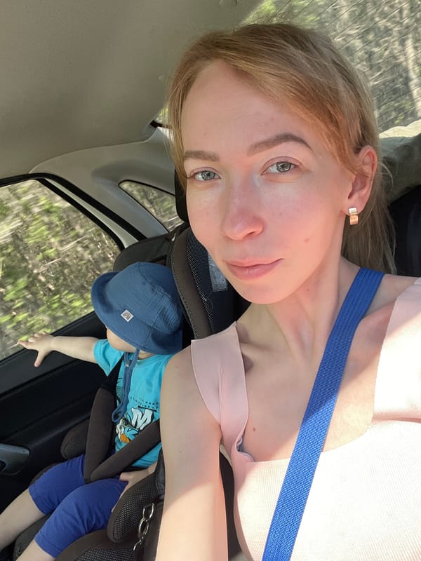 Woman and infant spotted in vehicle in Perm, Russia