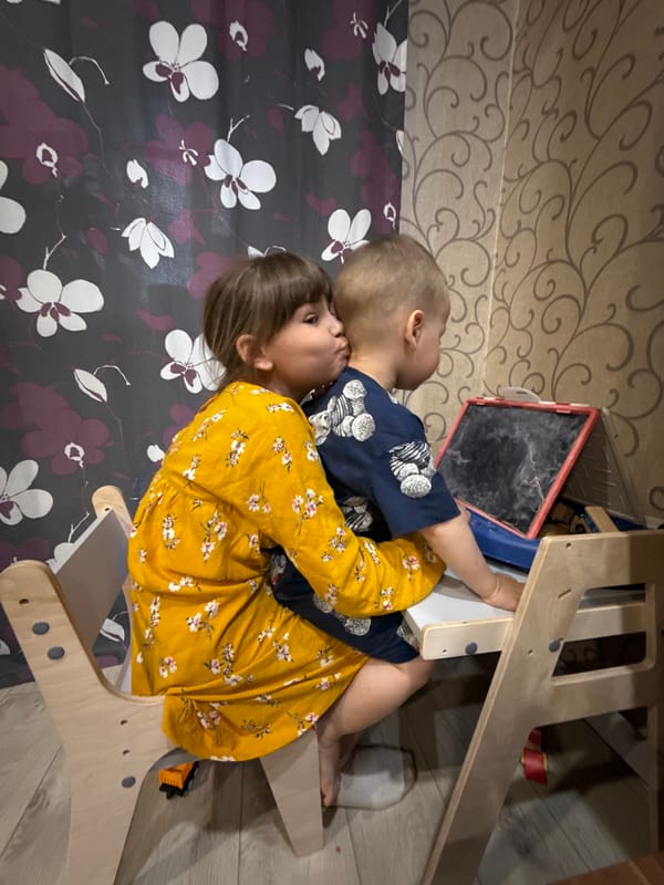 Domestic life documented in Rusanovo residential area