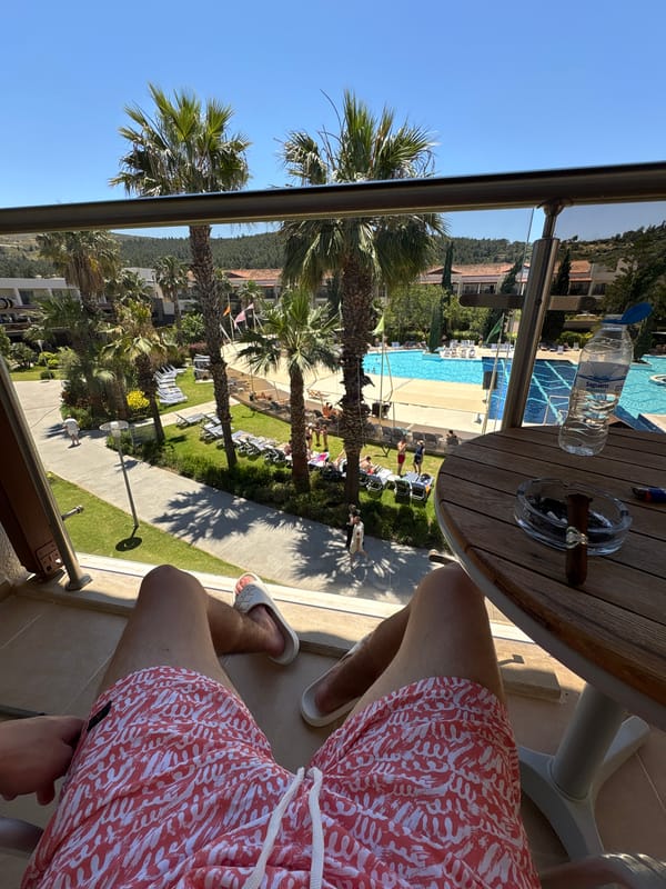 Resort guests enjoy sunny morning at Selçuk Turkey pool