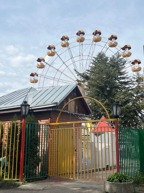 Morning tour of Kislovodsk landmarks and streets documented