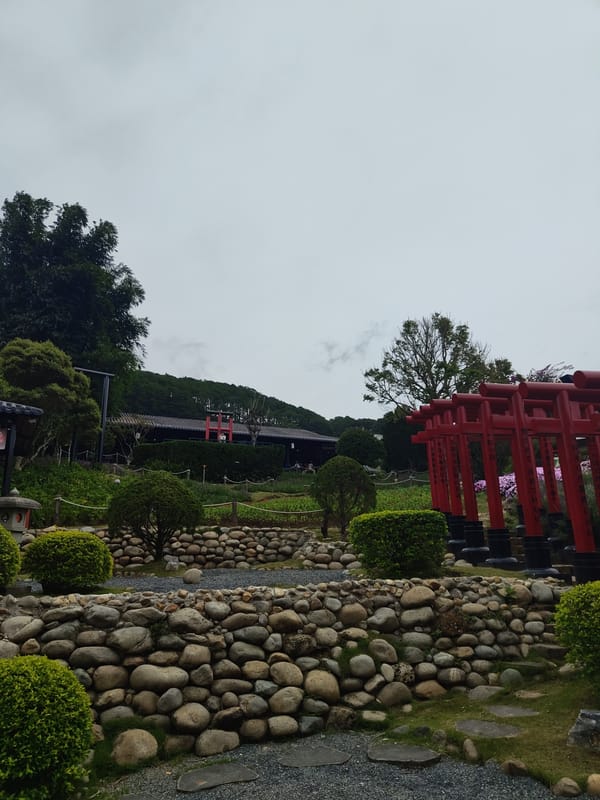 Japanese-style garden attraction in Da Lat, full of samurai statues and koi