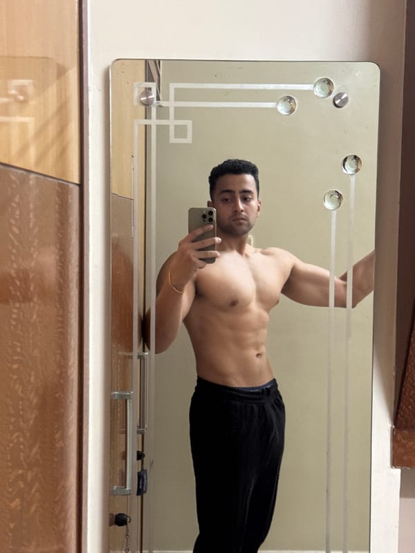 Man takes mirror selfies in Kolkata bathroom