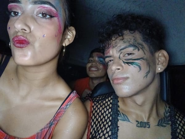 Late-night makeup party documented at Venezuelan beach resort
