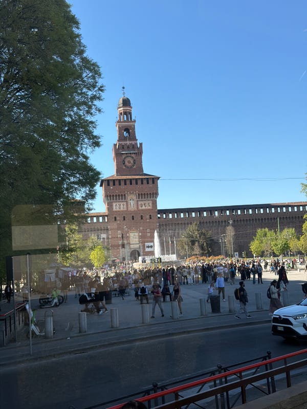 Crowds gather at Milan's historic Castello Sforzesco
