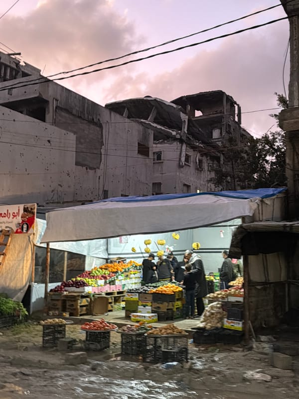 Gaza residents navigate daily life amid widespread urban destruction