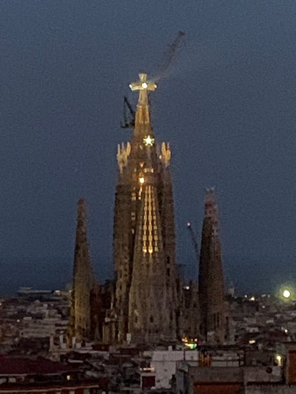 Barcelona landmarks documented during dusk viewing session