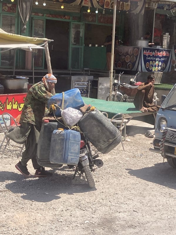 Daylight street scene captured in Quetta City Tehsil