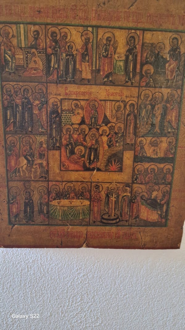 Individual documents mixed indoor scenes, antiques, domestic spaces