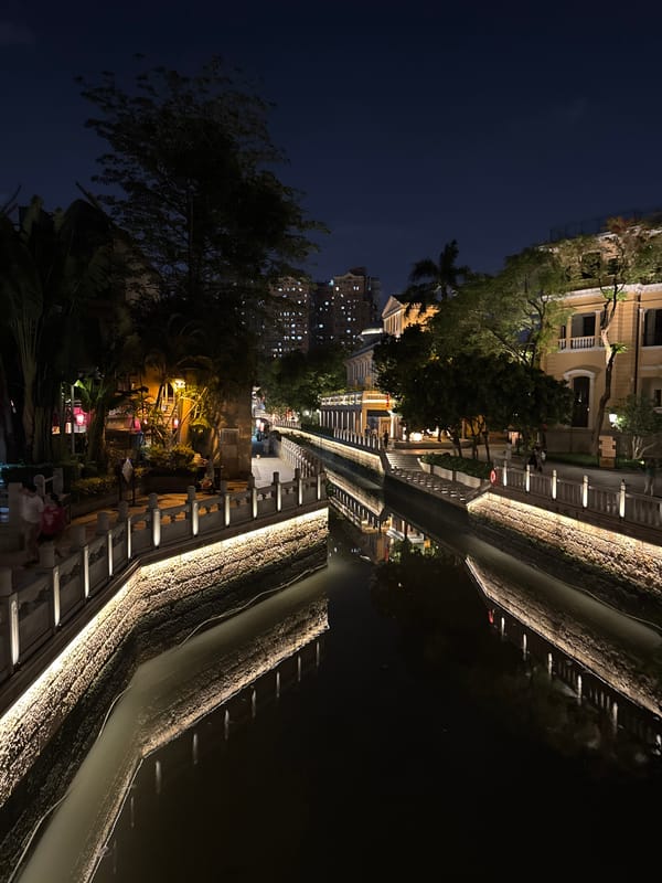 Nighttime waterway scenes documented in Liwan District, China