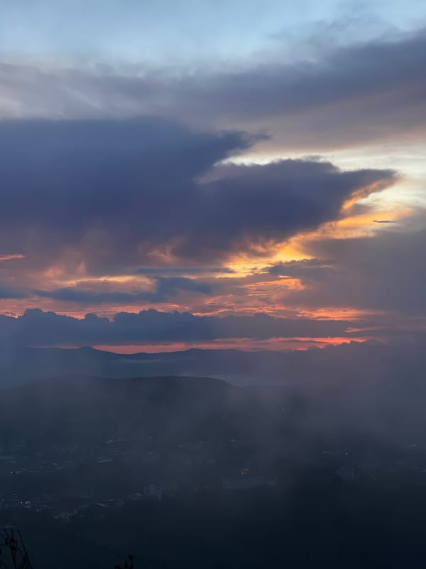 Dramatic morning skies captured over Trường Thọ, Vietnam