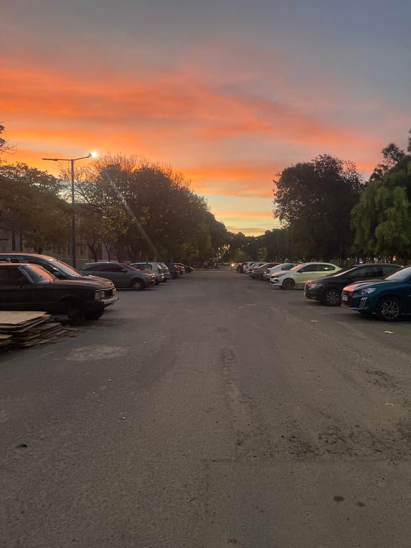 Evening street life documented across Buenos Aires neighborhood