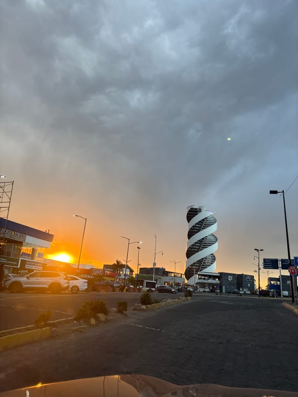 Dusk lighting captured across Puebla metropolitan area