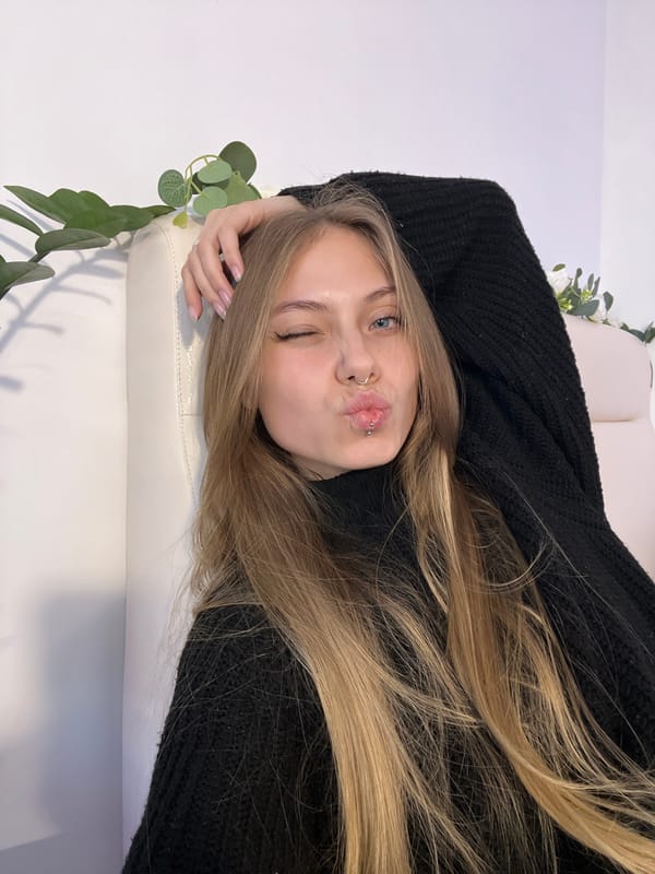 Casual indoor portraits captured in Фоки, Russia