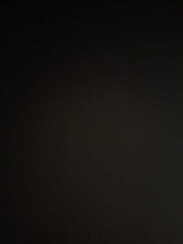 Dark field with no visible subjects reported in Sofia