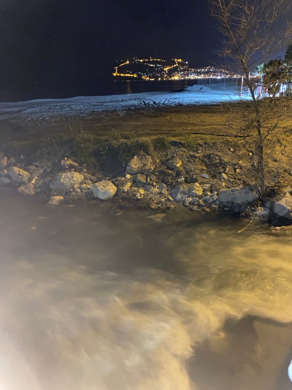 Evening beach life documented along Alanya's Mediterranean coast