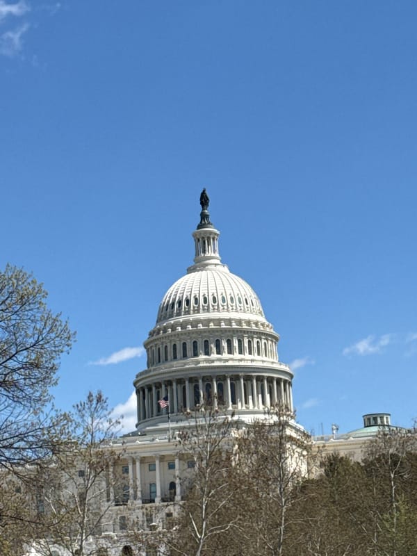 Clear skies over U.S. Capitol on spring afternoon