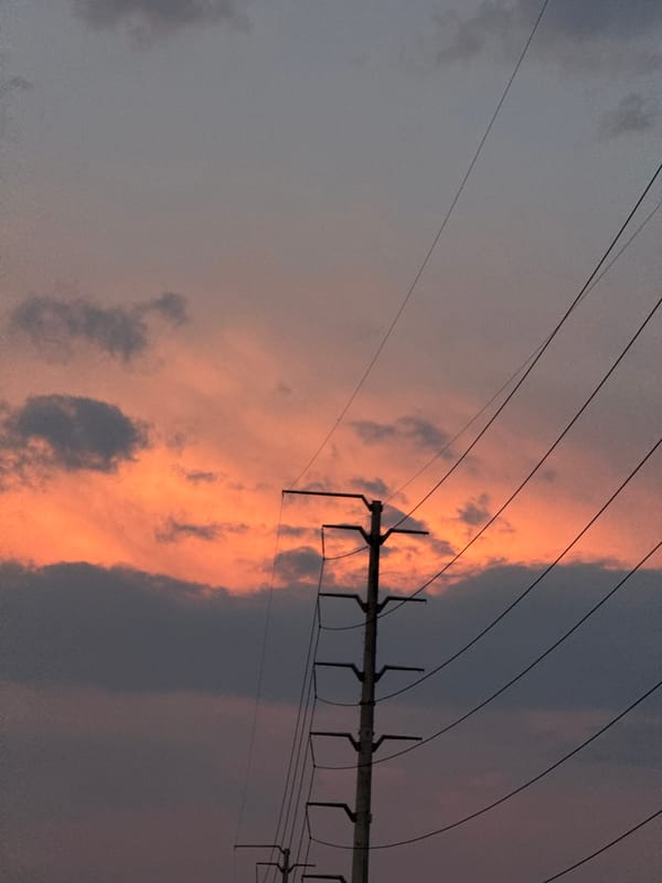 Distinctive striated clouds observed over Cholula, Mexico