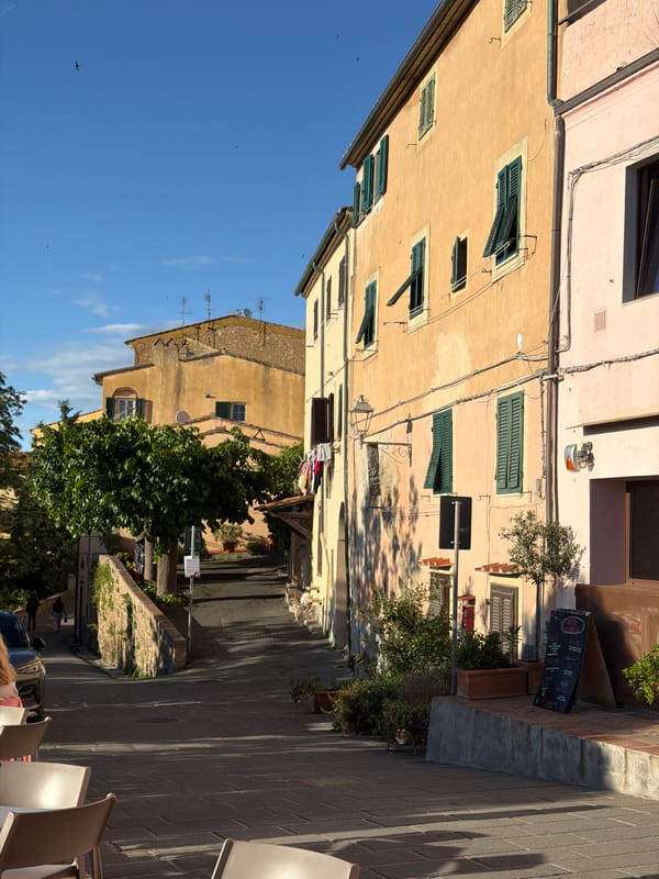 Afternoon documentation of Castagneto Carducci's streets and architecture