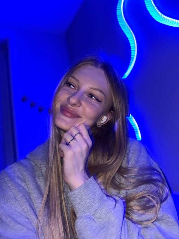 Quick selfie session in Perm, experimenting with angles and light