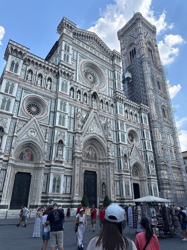 Afternoon around Florence's Duomo and historic stone landmarks