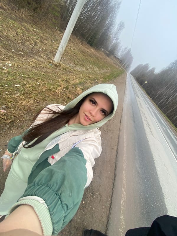 Morning moments captured in rural Zhigalki: selfies, walks, nature