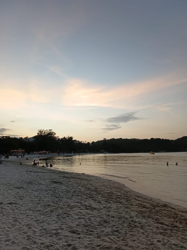 Ko Samui beaches from sunrise calm to evening dining