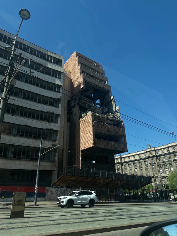 Damaged Yugoslav Defense Ministry building documented in Belgrade