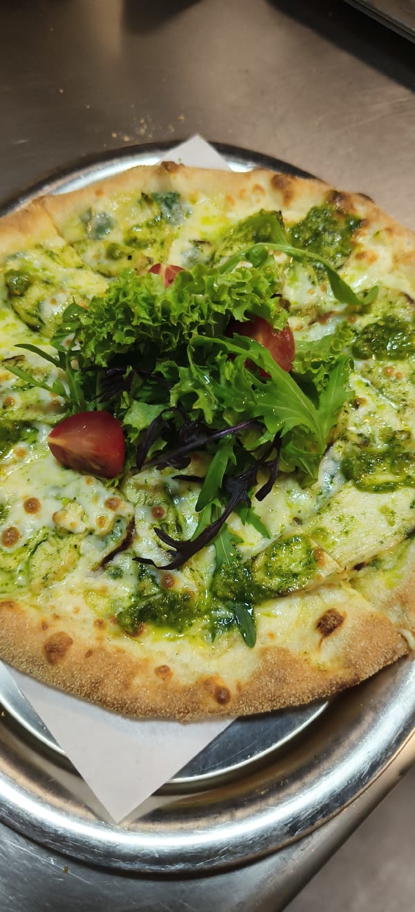 Pizza service and street life documented in Yerevan