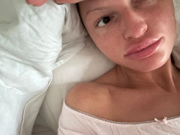 Person shares morning selfie, celebrates good night's sleep