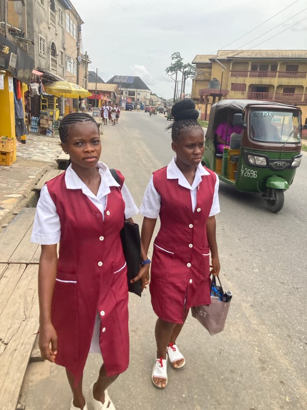 Daily street life documented in Nigerian cities Umuode, Aba