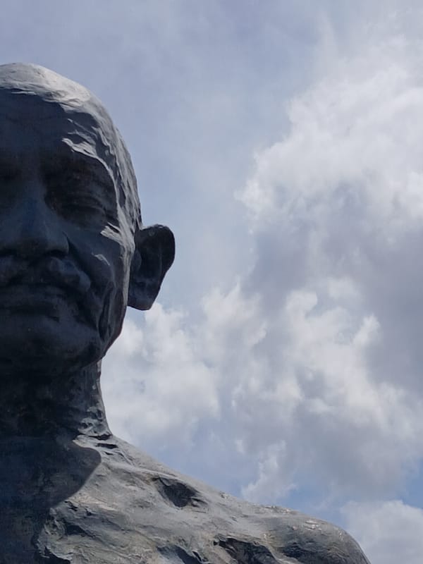 Casual urban documentation captured in Ciudad Guayana, Venezuela