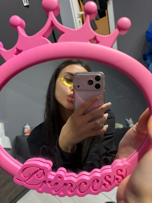 Woman documents evening with selfies and pet photos in Burgas