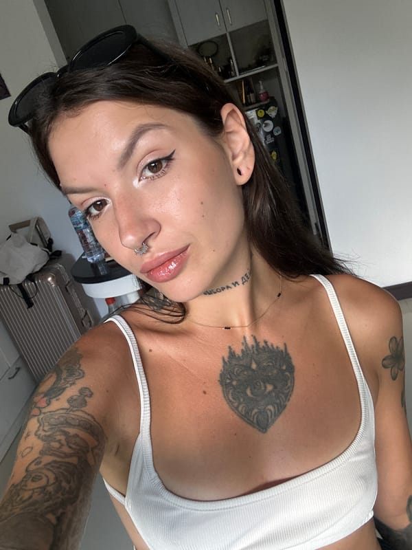 Morning selfies and café vibes in North Kuta, Bali