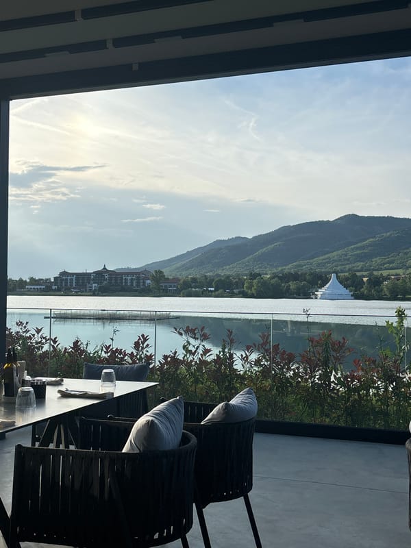 Lakeside dining captured in Pravets, Bulgaria