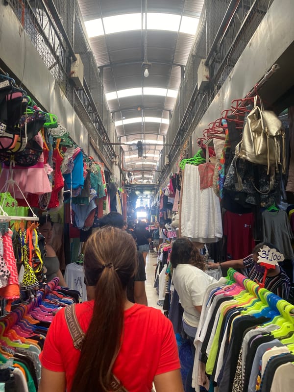 Morning commercial activity documented across Davao City markets and stores