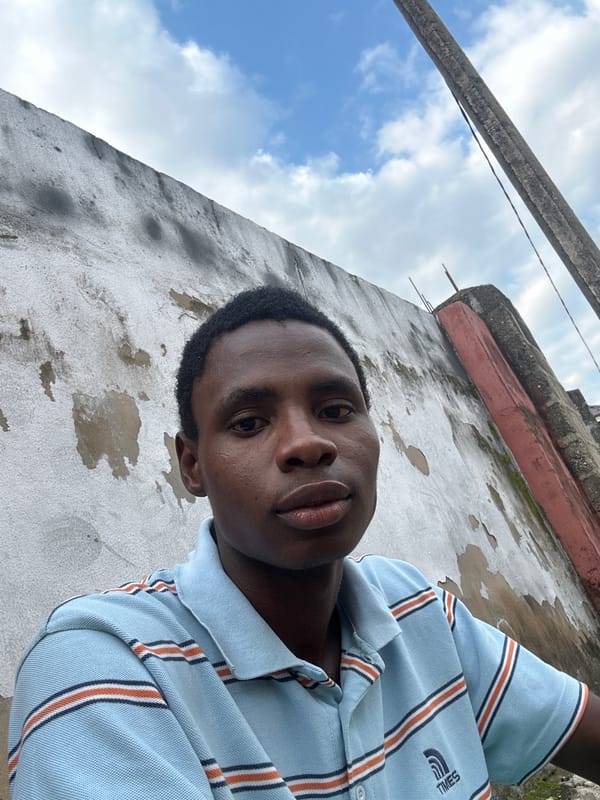 Casual afternoon portraits and street scenes in Ihiagwa, Nigeria