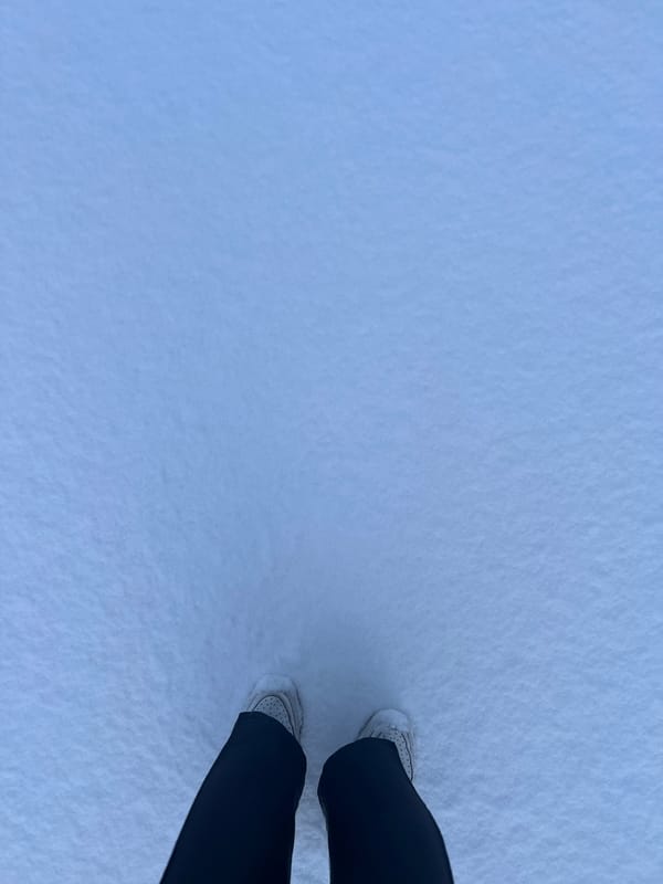 Late-night snow walk documented in residential Tromsø, Norway