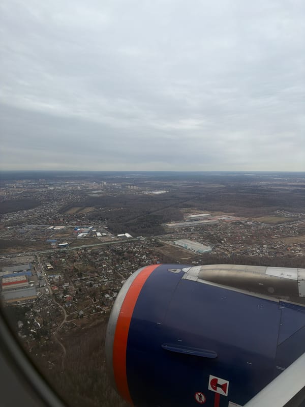 Aerial view captures Zaprudnya, Russia from airplane window