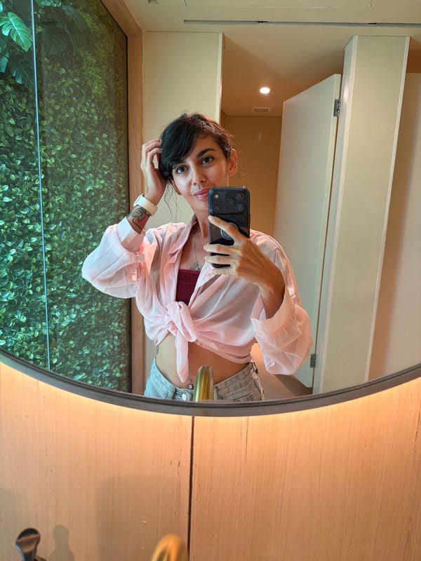 Early morning selfies and cafe moments captured in North Kuta