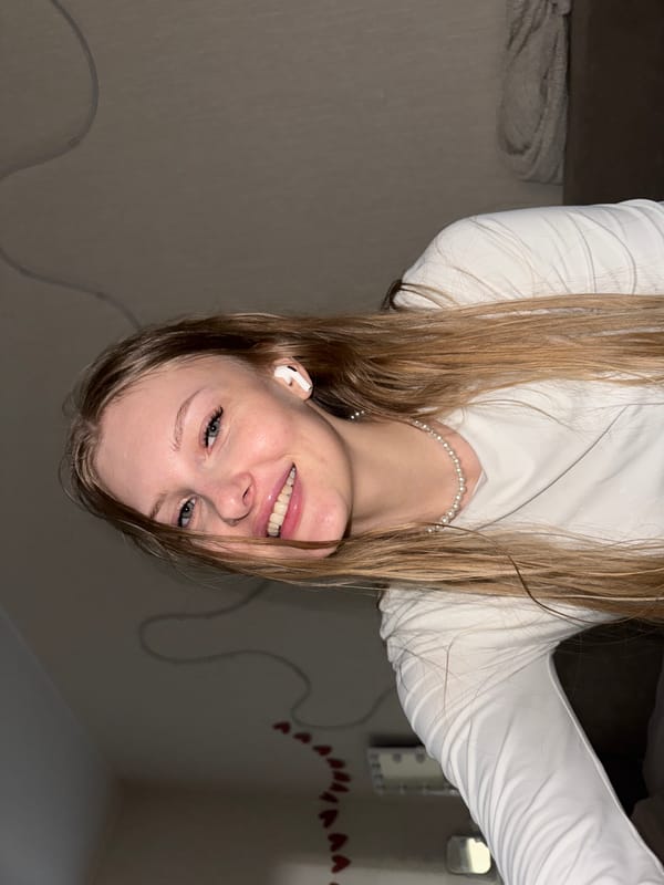 Young woman documents rainy afternoon in Perm through selfies
