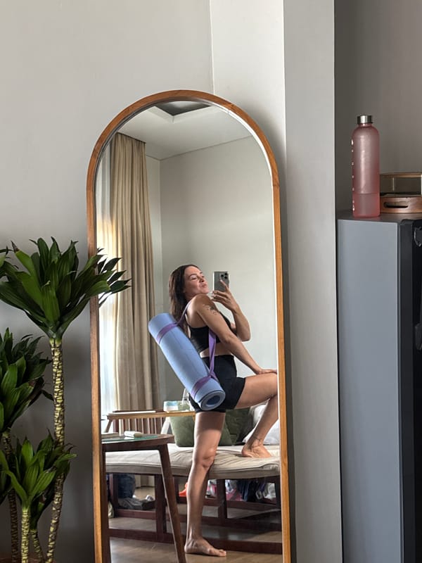 Morning yoga session selfies and tropical views in North Kuta