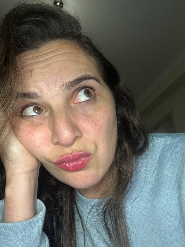 Woman photographed in playful photo session in Meknes