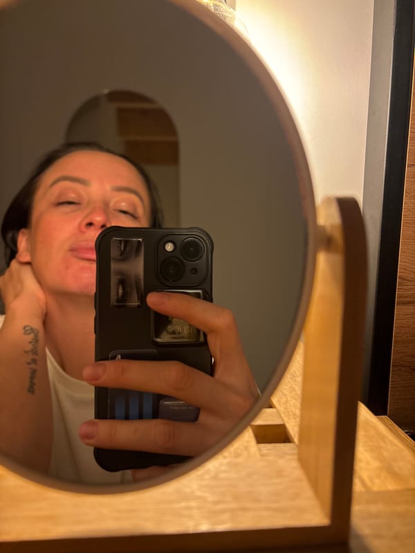 Indoor selfie session and casual moments in Chaikovsky home