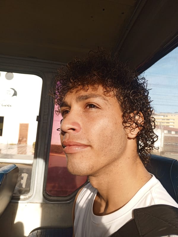 Young man observed in vehicle in Porlamar, Venezuela
