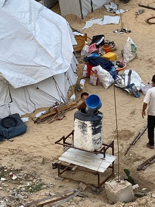Displaced persons documented in Khan Yunis makeshift camps