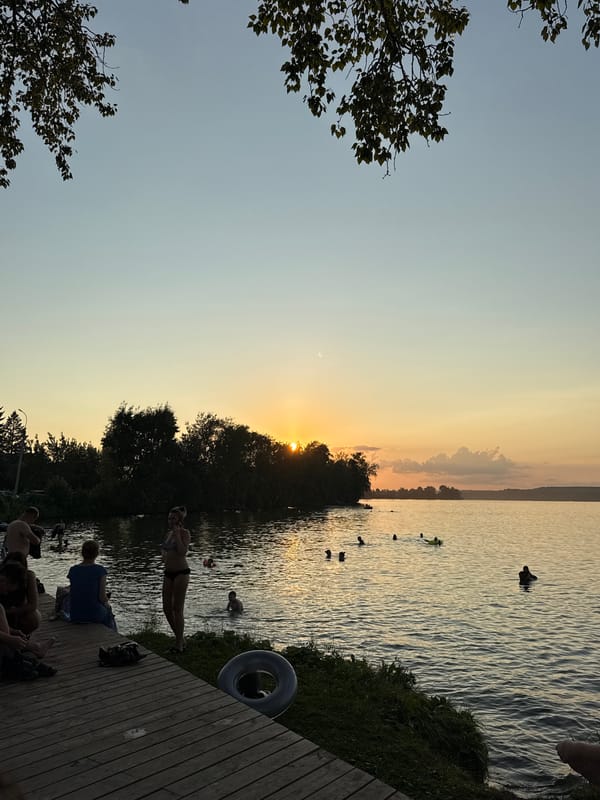 Summer evening at Votkinsk's waterfront park and skate area