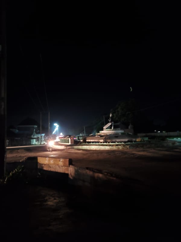 Evening ride through Jalingo's streets, dusk to night